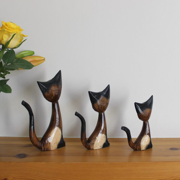 Rear side view of Wooden Cat Ornaments - Set of 3 - Cartoon novelty ornament from Shiny Happy Eco